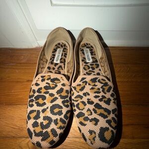 Steve Madden Tan and Black Leopard Flats